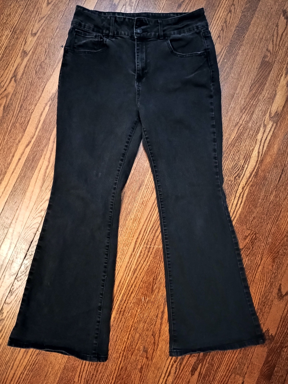 No Boundaries Black Flare Jeans, Size 15(Juniors)